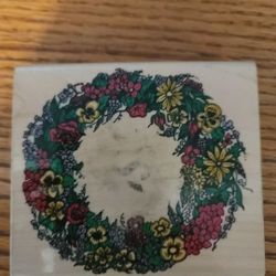 Inkadinkado Floral Wreath Pansy Daisy Rose Lilac Ivy Rubber Stamp 21ST47