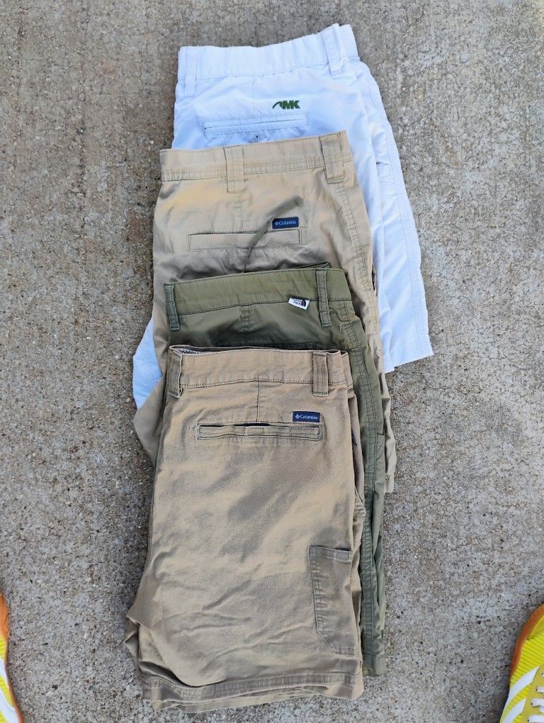 Carhartt, Columbia, North Face, Patagonia MEN'S SHORTS