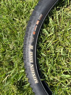 Part 2 of 29” (USED) MTB MAXXIS TIRES,.