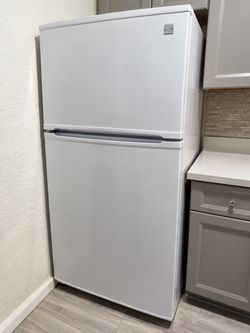 Estufa y refrigeradora