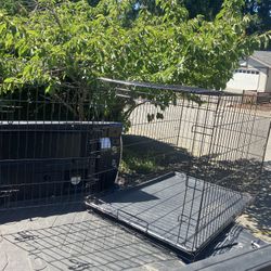 XL Large Dog Kennel Crate Collapsible Like In Good Condition 42" L by 28" W by 33" H