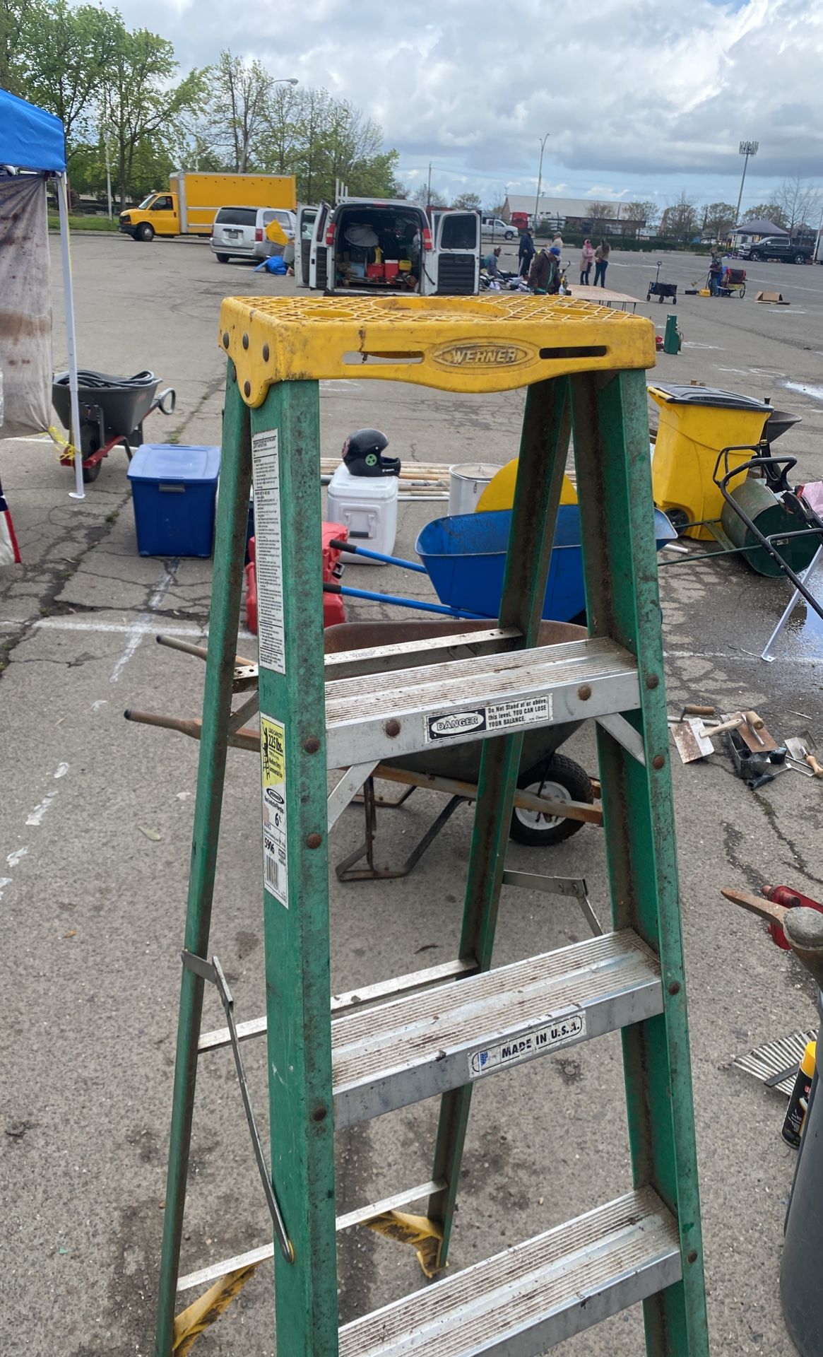 6 foot ladder