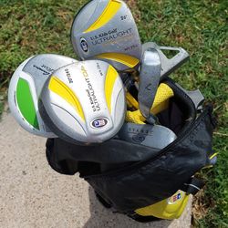 Kids Right handed golf clubs