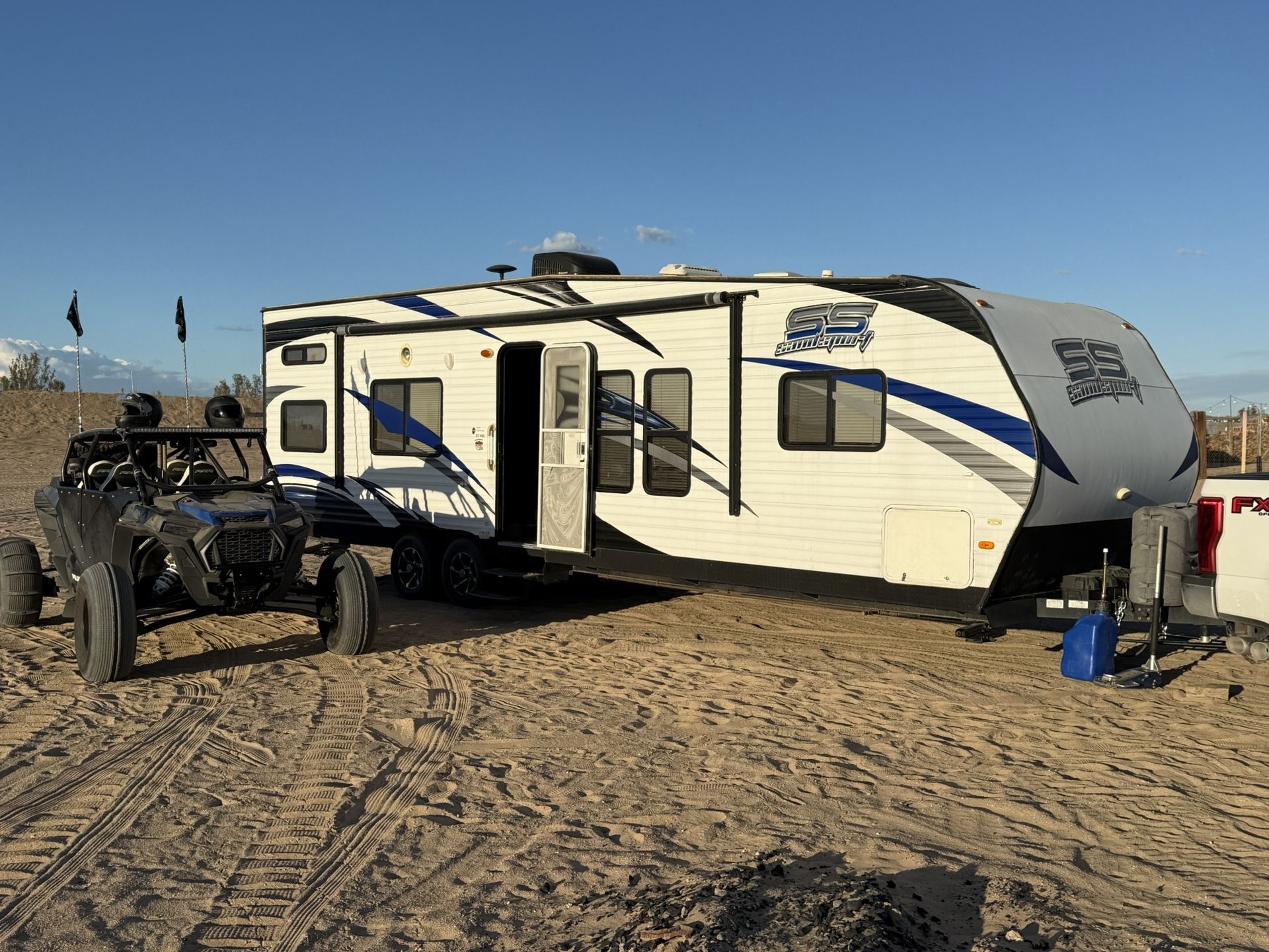 2015 Sandport Toy Hauler