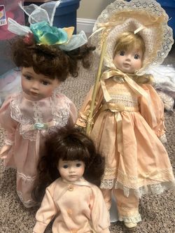 Doll collection from house of Lloyd