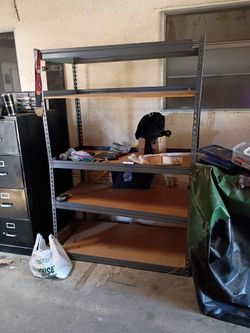 Free Boltless Shelf - incomplete
