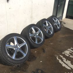 Aftermarket 350 z rims and wheels great condition