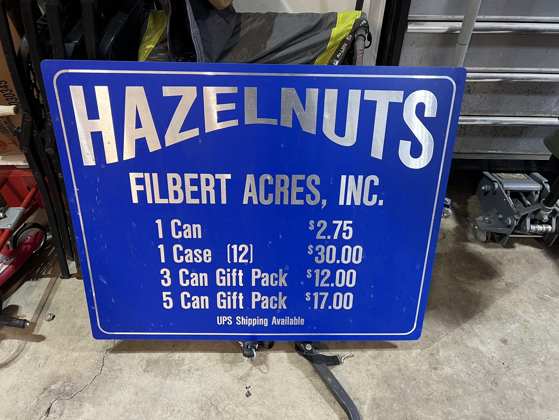 Hazelnut Sign 