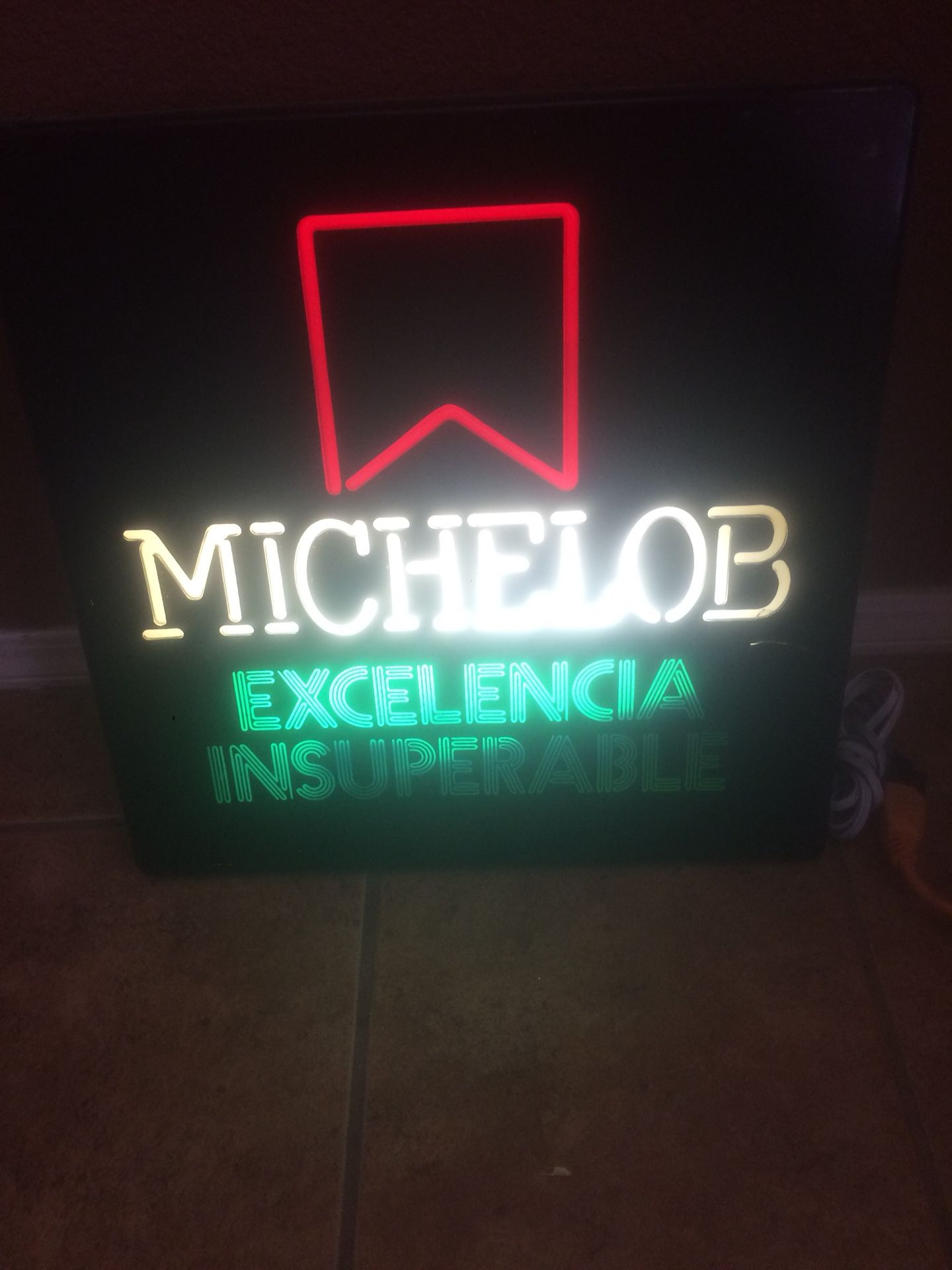 Nice man cave Michelob sign everything works