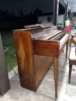 Wurlitzer Piano  $100 ASAP!