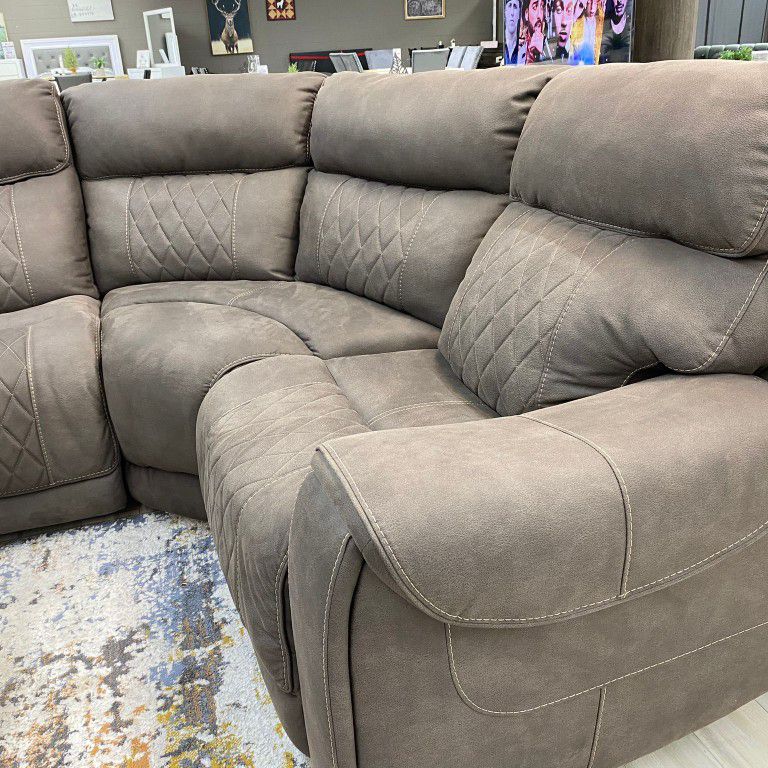 Starbot , power recliner sectional gray  price : $2899