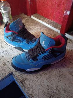 Travis Scott's 'cactus jack' Air Jordans sz 11 us