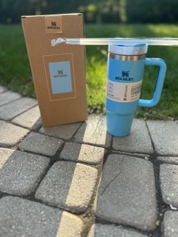 Stanley 30 oz. Quencher H2.0 FlowState Tumbler