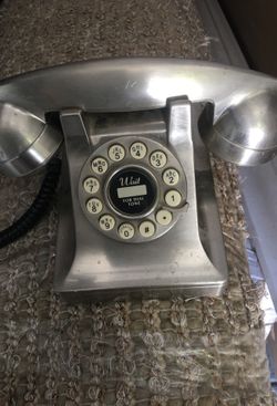 Old school phone in good shape