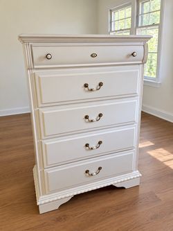 Elegant Vintage Tallboy Dresser – Cream Finish & Antique Brass Hardware
