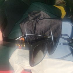 Gucci Sun Glasses