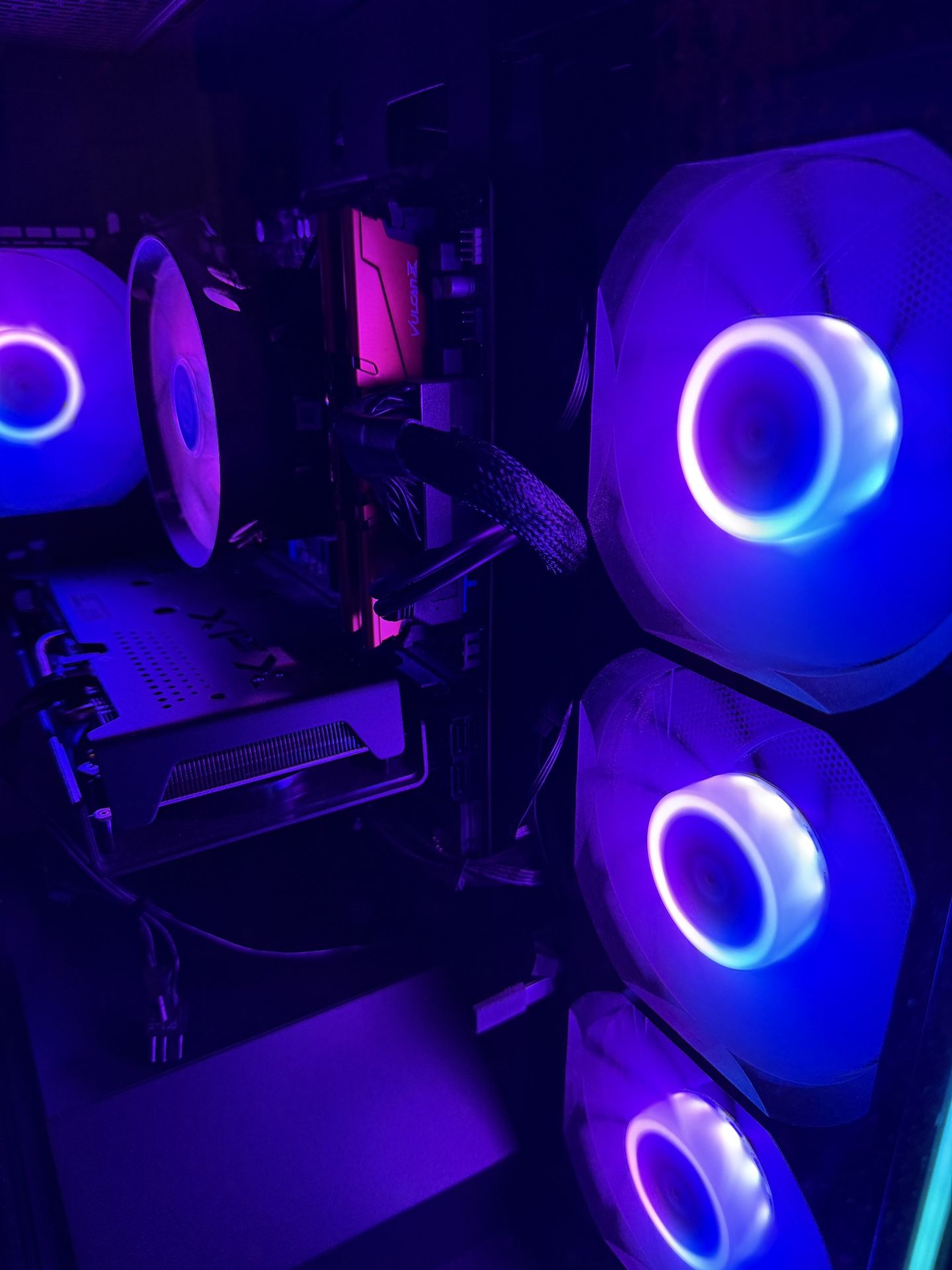 Gaming pc and monitor bundle