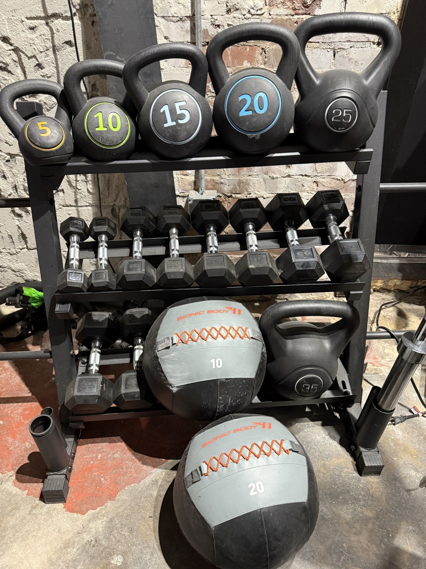 Full Gym Equipment
