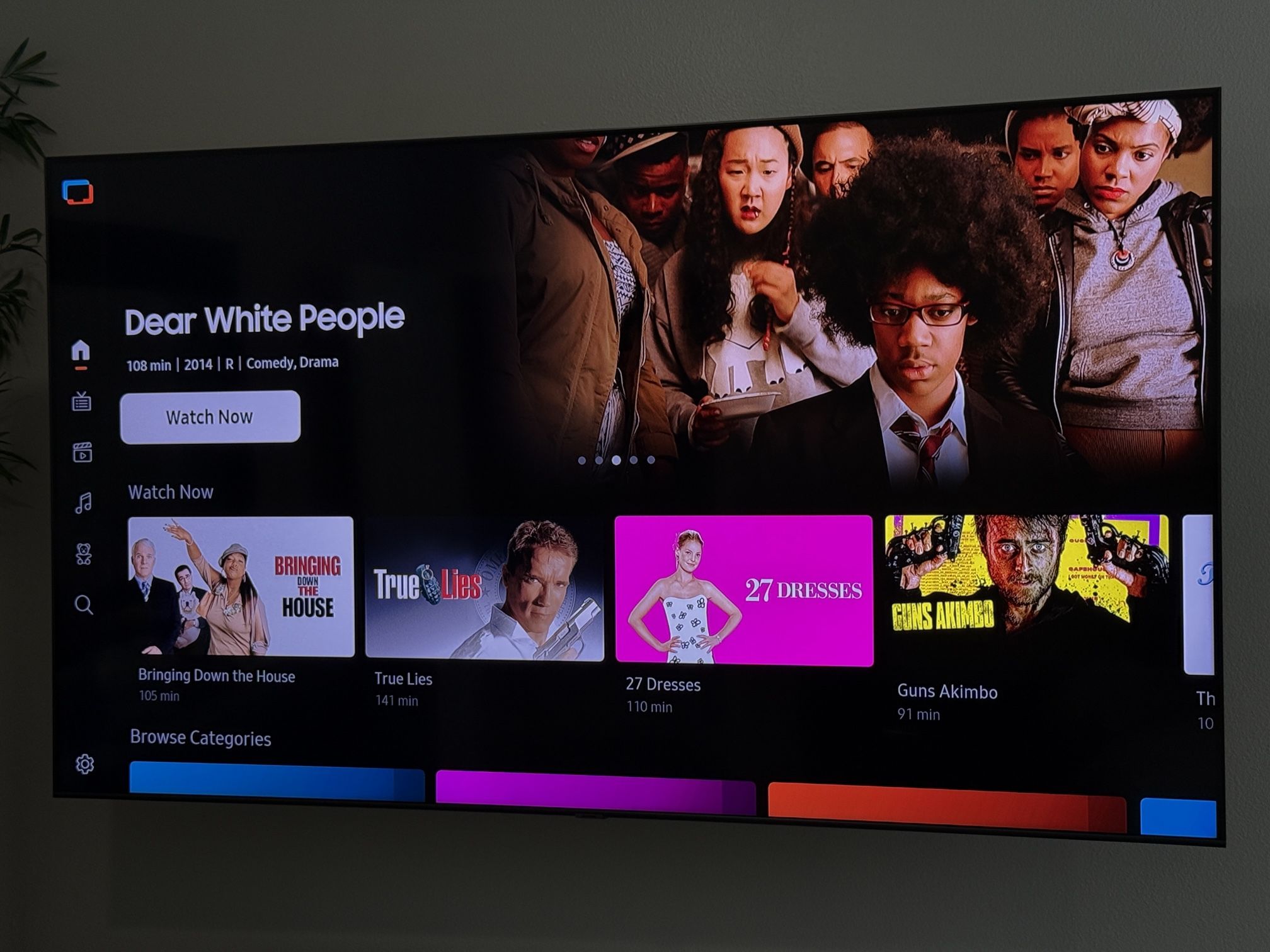 Samsung 82” QLED 4K TV – Excellent Condition