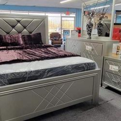 4pc Queen Bedroom Set 