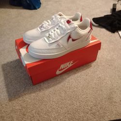 Nike Court Vision Women's Size 8.5