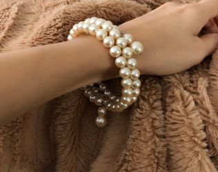 Ivory Color Round Natural Pearl Wire Wrap Bracelet