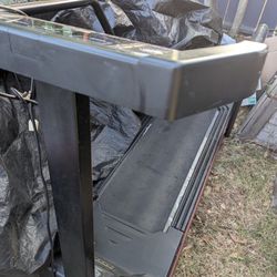 Treadmill 