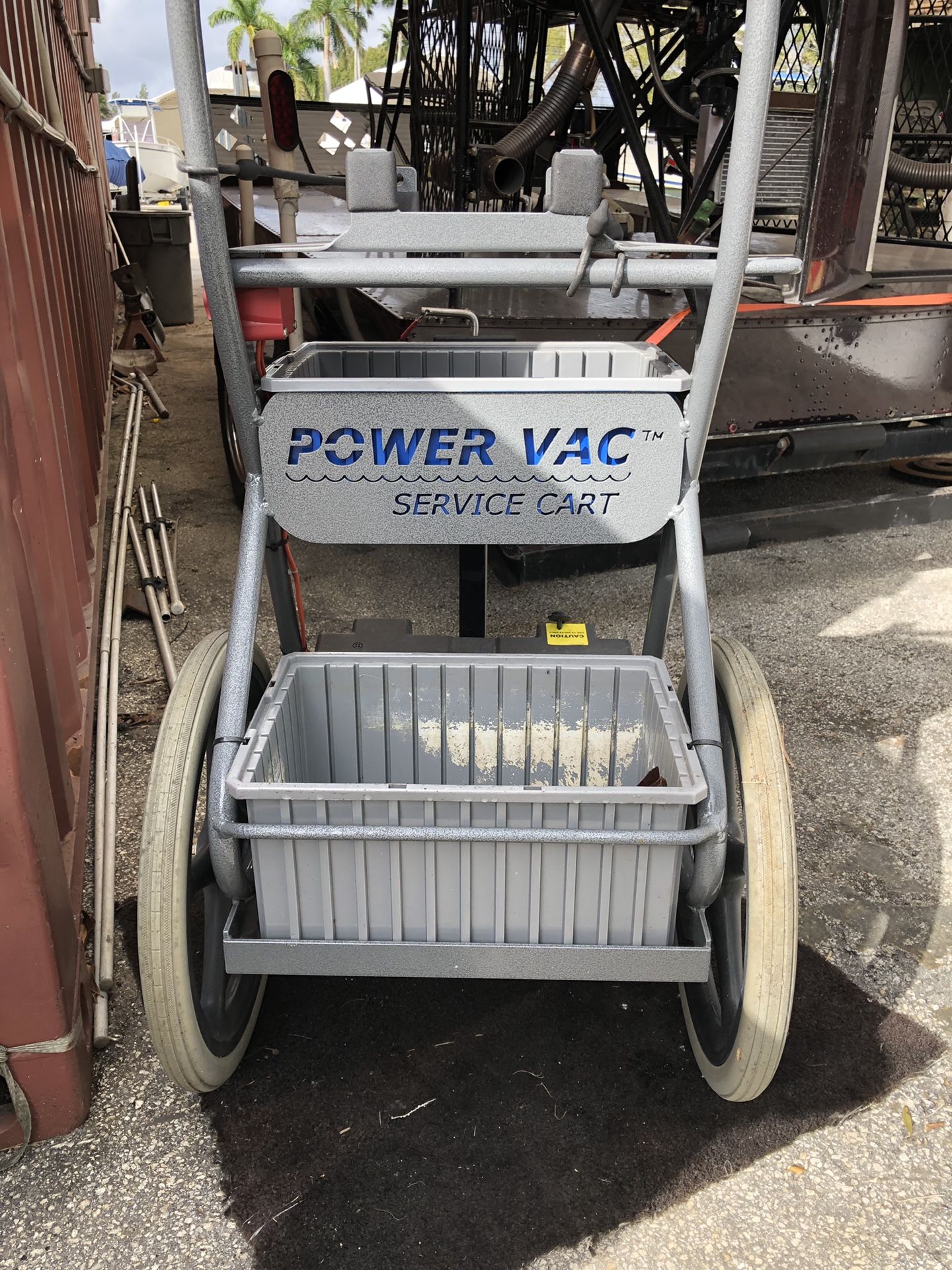 Power Vac service cart for pool cleaning like hammerhead