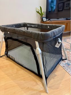 Guava family lotus travel crib pack n play