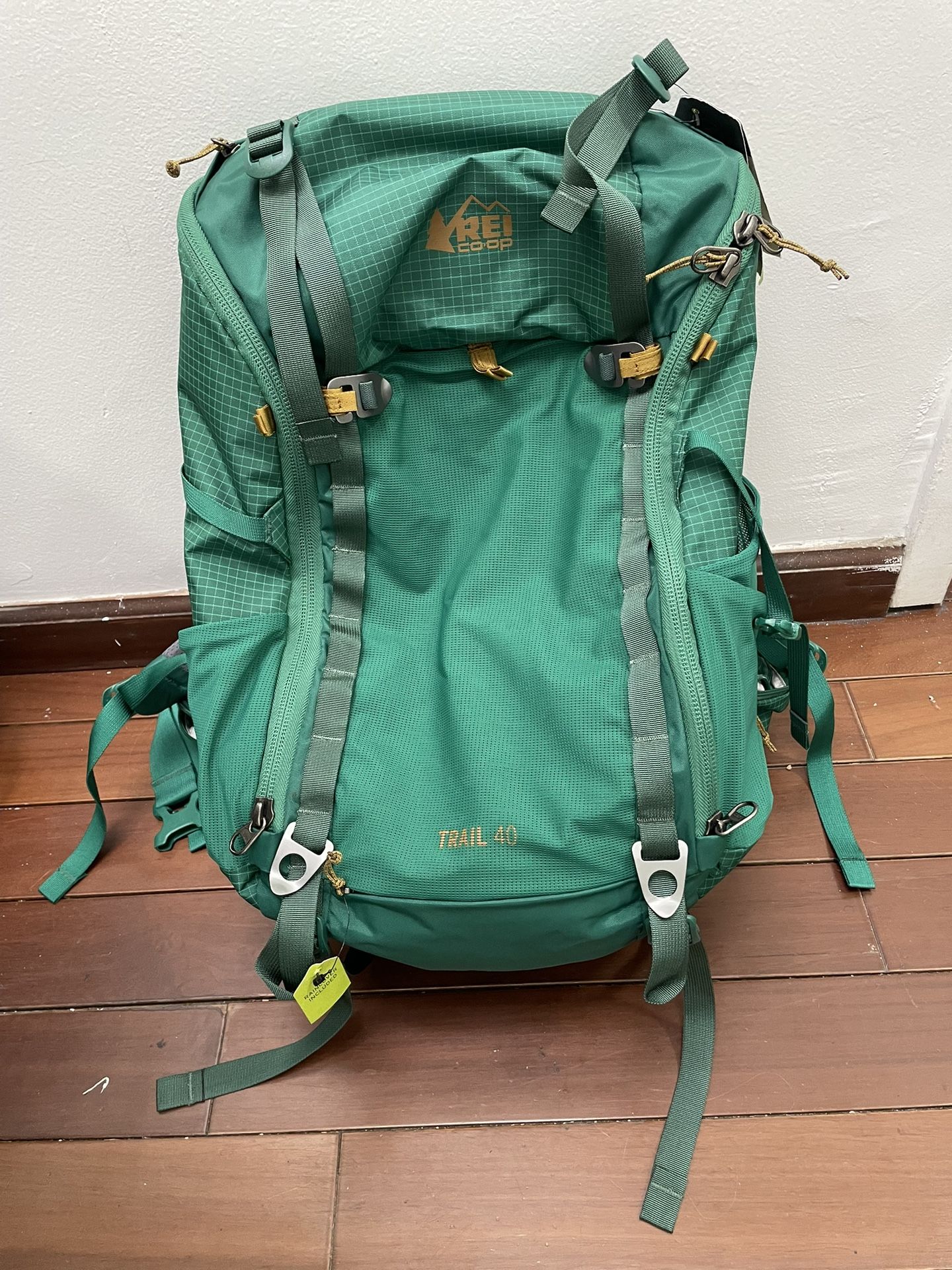 Brand New REI 40 Gallon Backpack