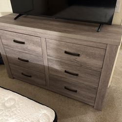 Big Dresser 6 Compartment