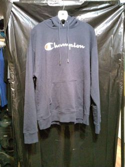 Men's Champion Fleece Pullover Hoodie. Size L.