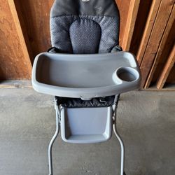 High chair 
