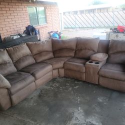 Beautiful Oval Shape Sectional With Recliners 