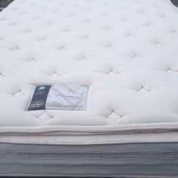 Queen Size Mattress 