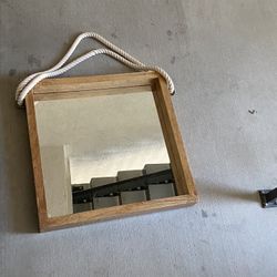 Square Mirror 