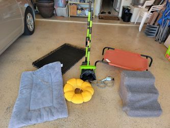Pet. Crate with bed. Wound Soft collar. Leash with bag holder. Poop scooper set.