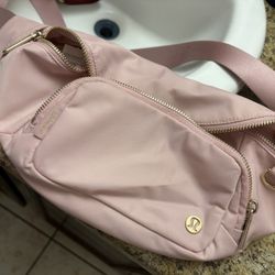 Lulemon Fanny Pack 