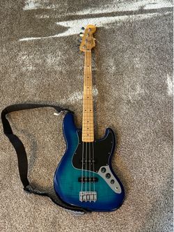 Fender Player II Jazz Bass Plus Top Limited-Edition -Blue Burst