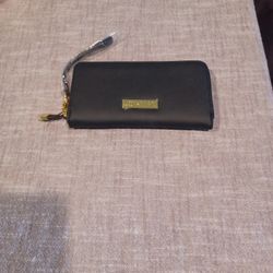 Women's Black Wallet