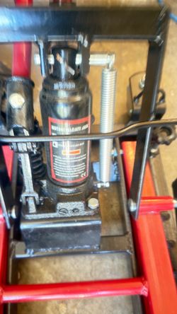 Motorcycle lift