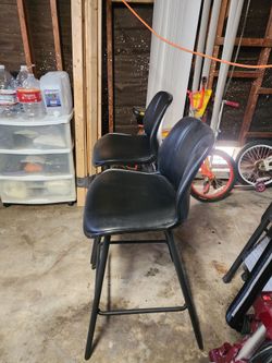 2 bar chairs