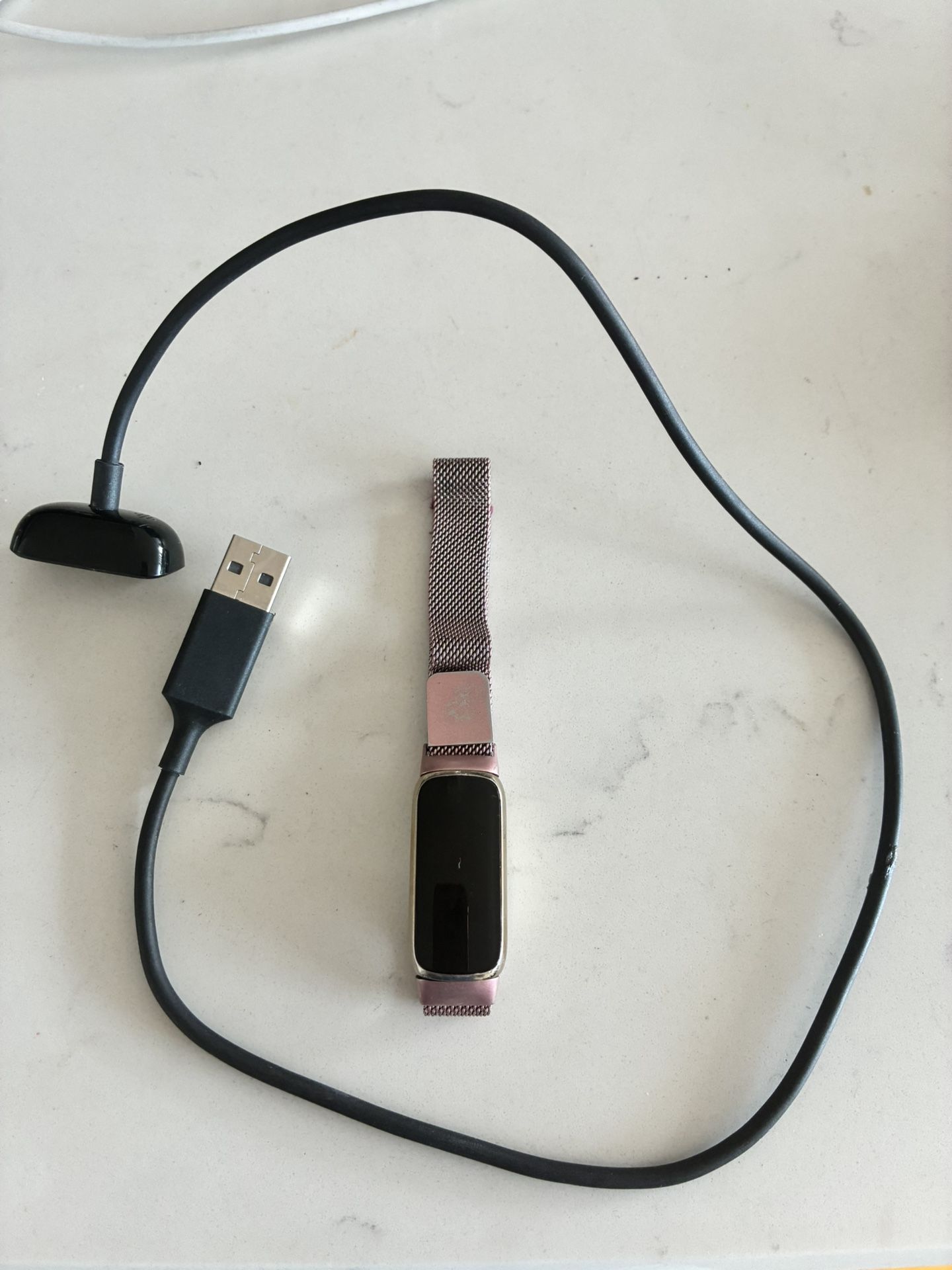 Fitbit Luxe Smartwatch With Pink Milanese Metal Strap