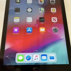 iPad Air 1 WiFi 16GB Good Condition Unlocked 