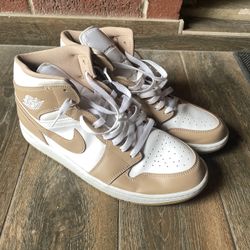 Jordan 1 Mid Tan Gum Size 13