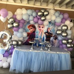 Frozen Balloon Decor Setup