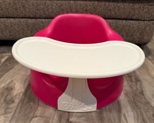 Baby Bumbo Chair. Pick up in La Puente near Edgewood Academy Elementary School. FIRST COME FIRST SERVE