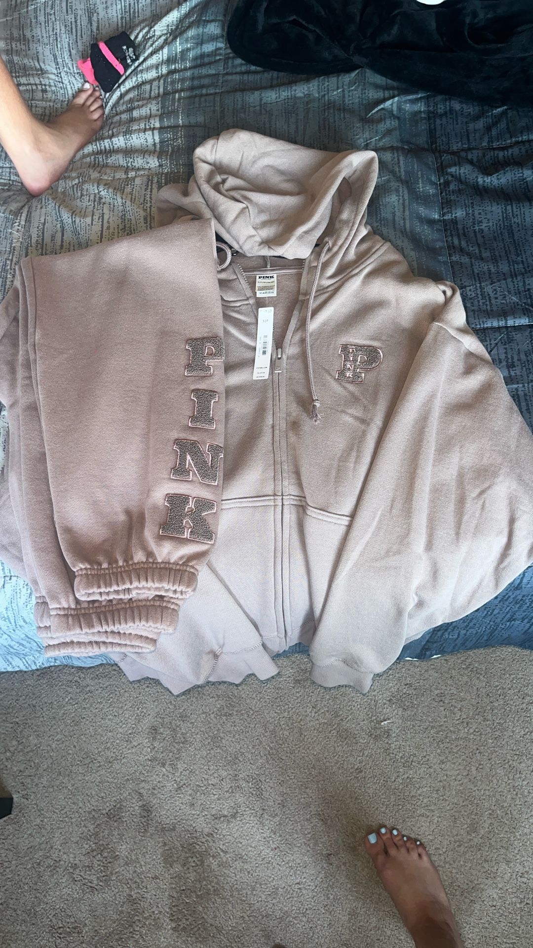 PINK JoggerSet$50BrandNewSizeS