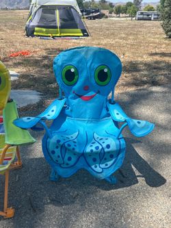 Foldable chair for toddlers