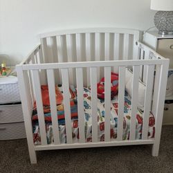 $100 Mini Crib+ Mattress 